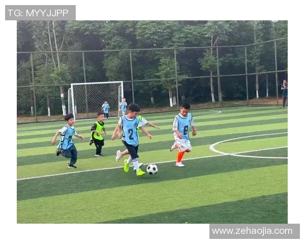 从小热爱足球的他们如何在绿茵场上追逐梦想成长为明星球员 从小热爱足球的他们如何在绿茵场上追逐梦想成长为明星球员